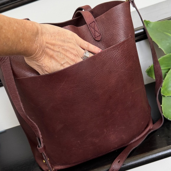 Madewell, genuine, leather shoulder tote, Crossbody Travel, soft luxurious - Picture 3 of 9